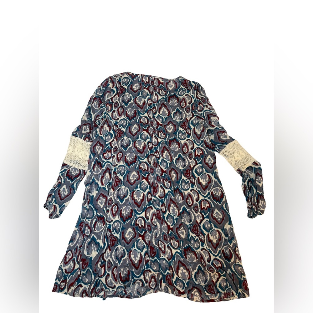 Elegant Women's Patterned Dress in Blue and Red